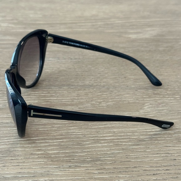Tom Ford Black Women's Sunglasses - Picture 6 of 16